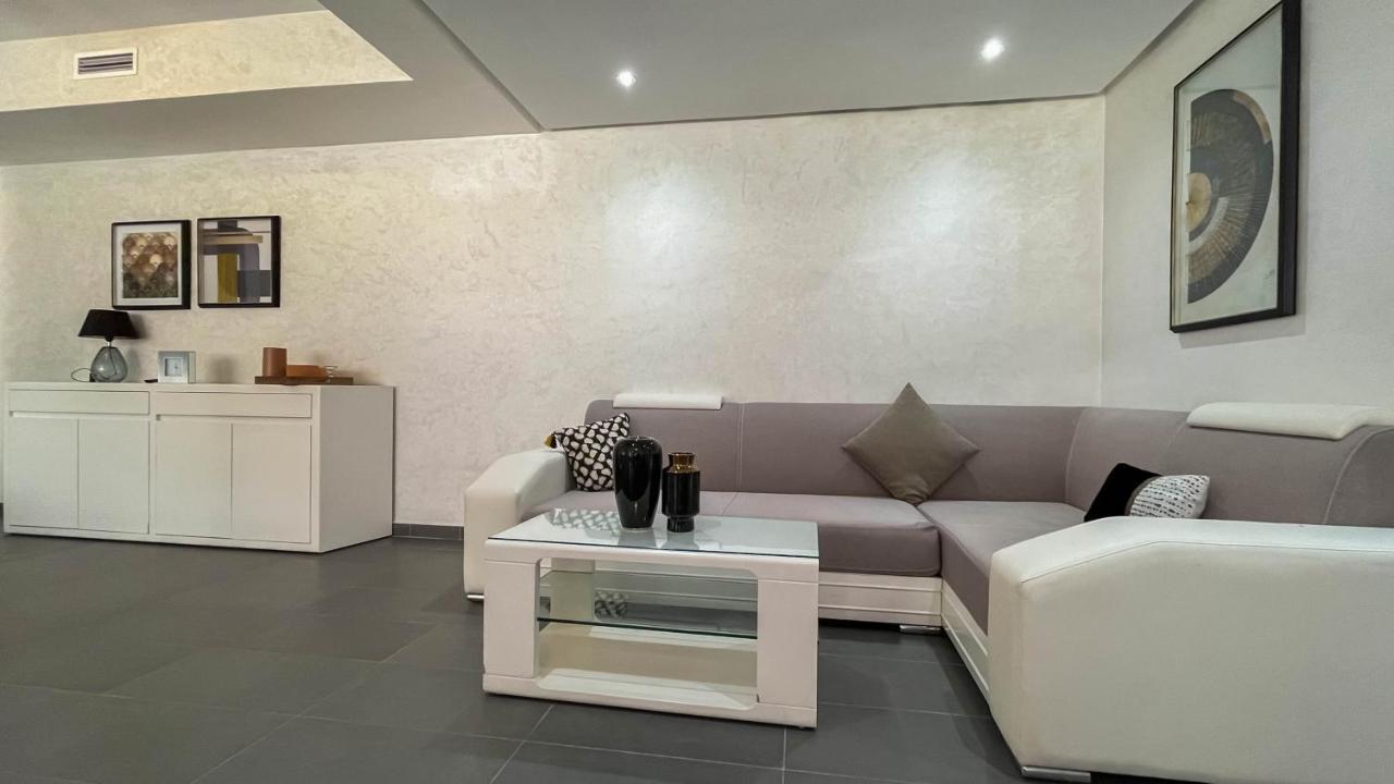 In Center Apartment
